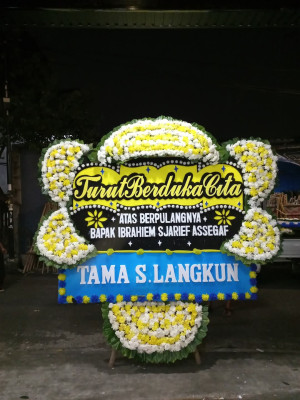 Papan Bunga Duka di Merakurak